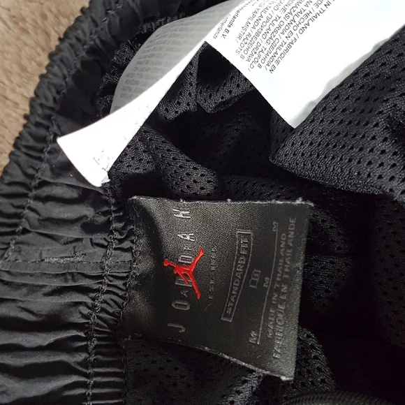 Short - Picture 3 of 4